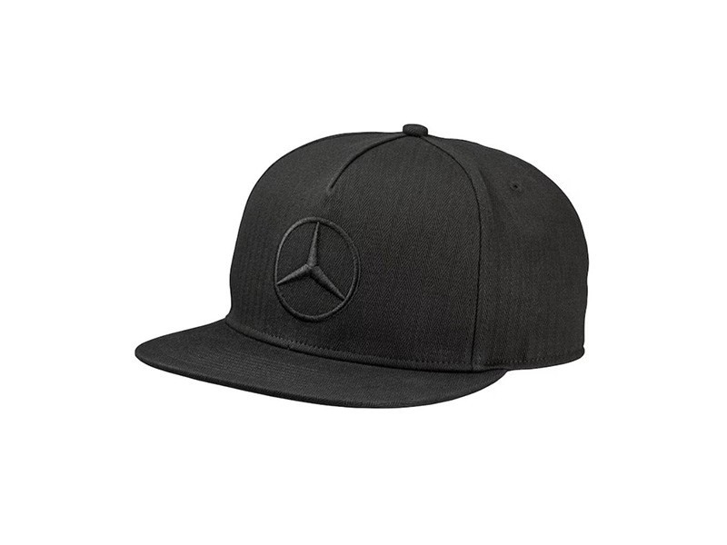 Оригинална черна шапка Mercedes
