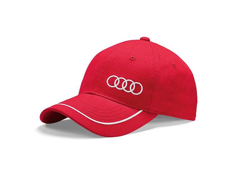 Оригинална червена шапка с бродирано лого Audi