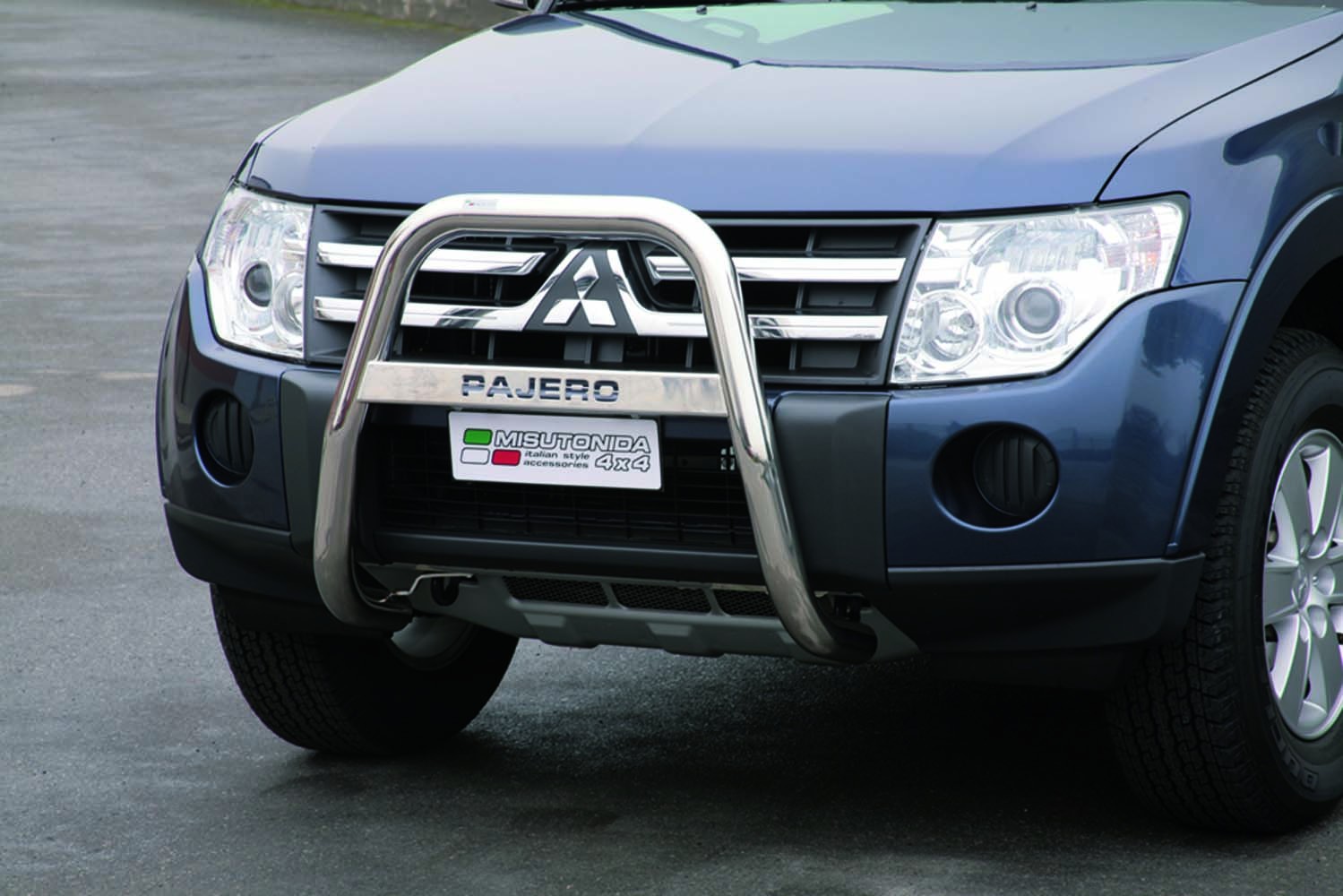 Висок ролбар Misutonida с лого за Mitsubishi Pajero 2007-2014