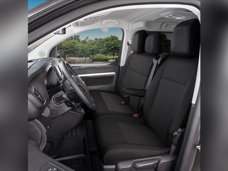 Тапицерия Kegel серия Tailor Made за предни седалки 1+2 на Peugeot Expert, Traveller, Citroen Jumpy, Spacetourer, Toyota Proace, Proace Verso, Opel Vivaro, Zafira Life след 2019 година, черна