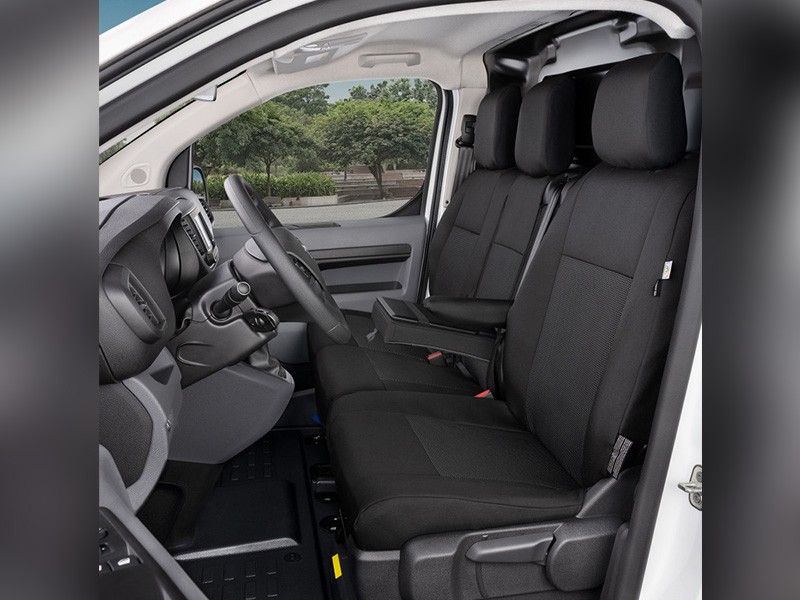 Тапицерия Kegel серия Tailor Made за предни седалки 1+2 на Peugeot Expert, Traveller, Citroen Jumpy, Spacetourer, Toyota Proace, Proace Verso след 2016 година, Opel Vivaro, Zafira Life след 2019 година, черна